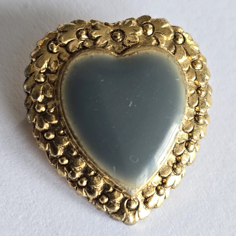 Vintage heart pin green enamel gold tone metal love valentine's day sage